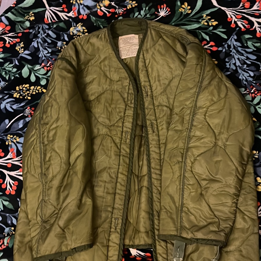 Quilted military style jacket liner